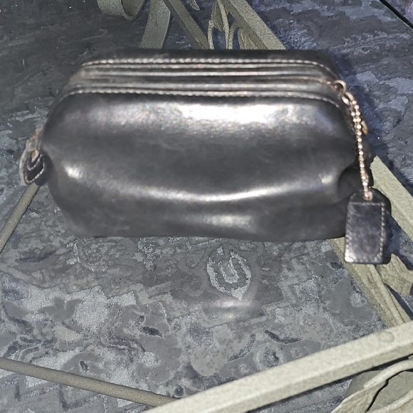 Black Leather Men's Bag - Picture 6 of 7